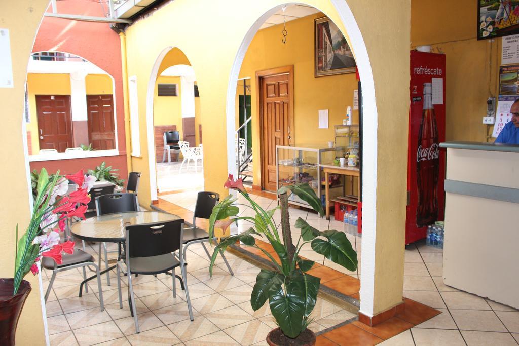 Hotel Pasadena II San Salvador Zewnętrze zdjęcie