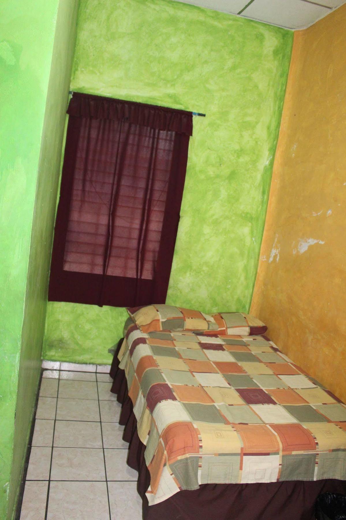 Hotel Pasadena II San Salvador Zewnętrze zdjęcie